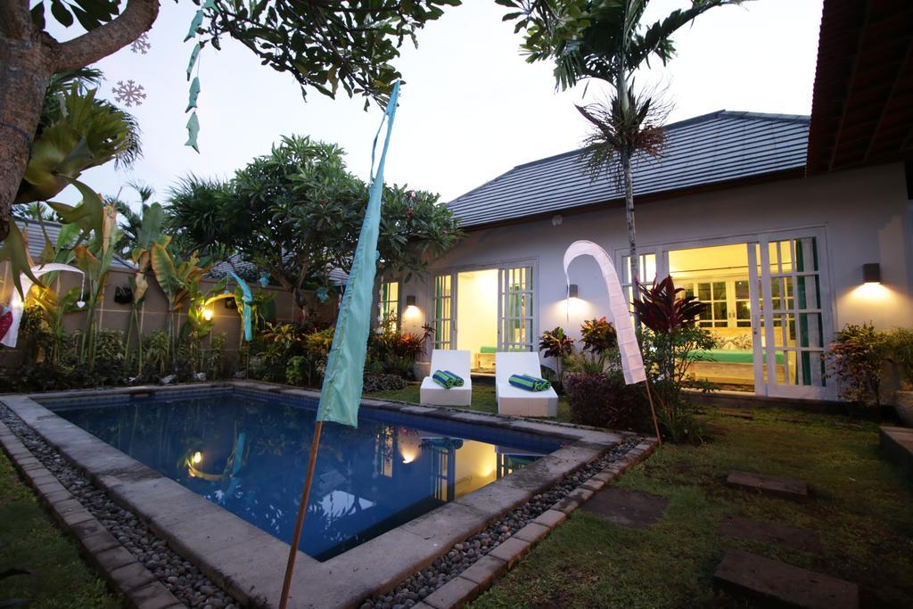 Villa Alam Biru II Sanur Oda fotoğraf